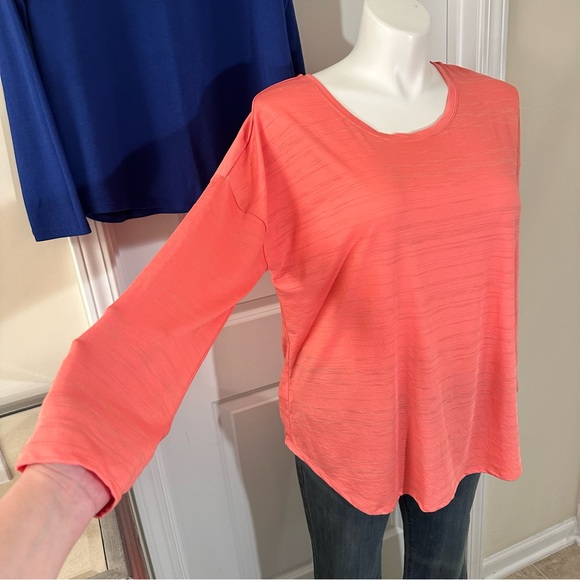 *Set of 2* Eddie Bauer long sleeve tops. Size XL long sleeve tops. - Picture 4 of 11